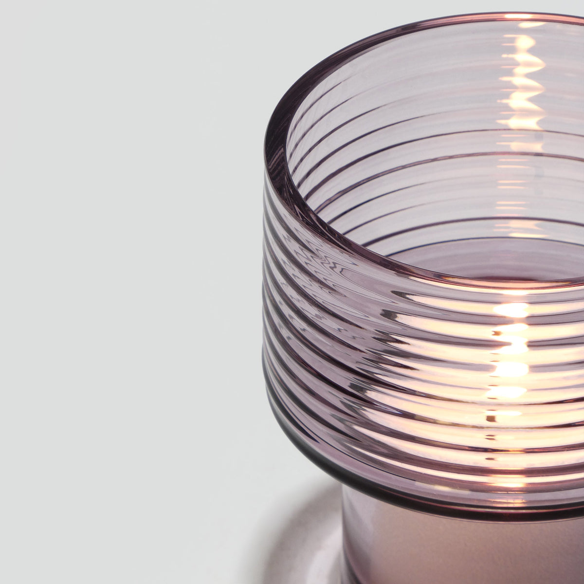 Castiçal de Vidro Soprado Glow Together | Pequeno Alto Violeta Noite