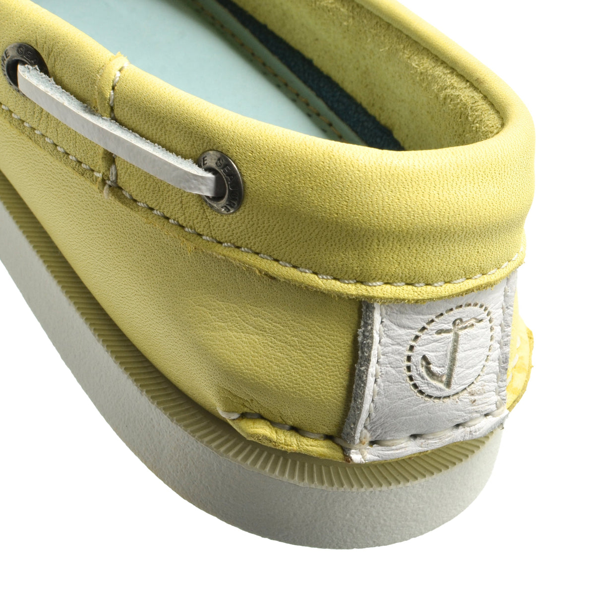 Sapatos de Vela de Homem | Carova Amarelo